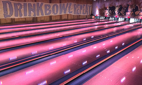 Attrezzature per le piste da bowling