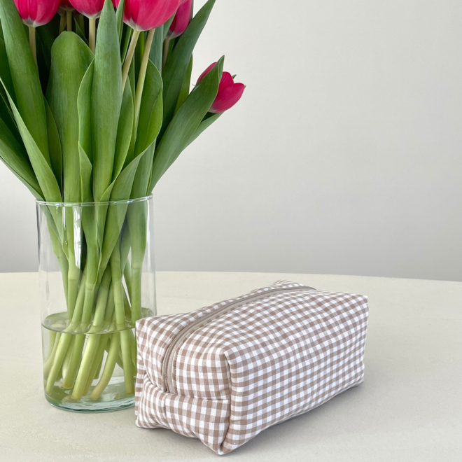 Toiletry bag - Beige gingham