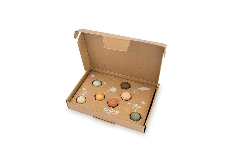 Blossombs giftbox small | 7 zaadbommetjes | Bedankt leraar Blossombs Blossombs giftbox small | 7 zaadbommetjes | Bedankt leraar