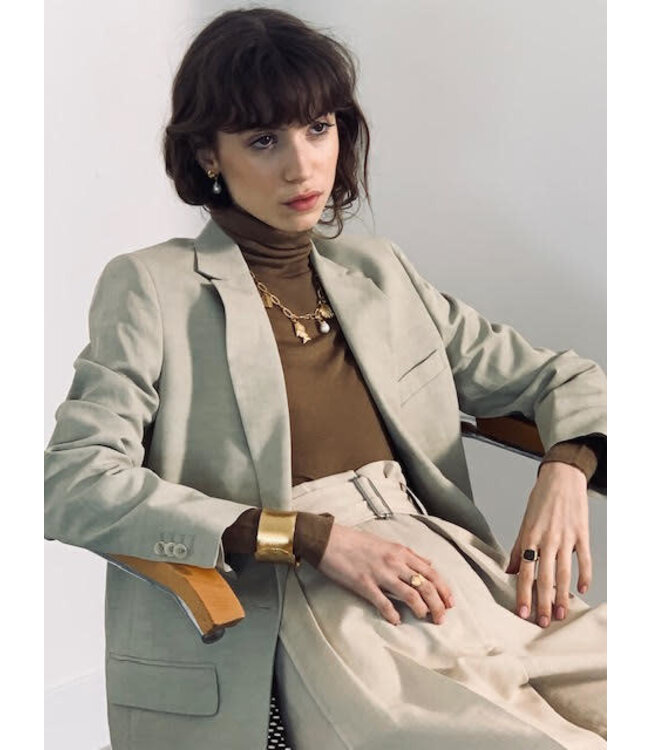 Mimi et Toi Delphine Ring Gold