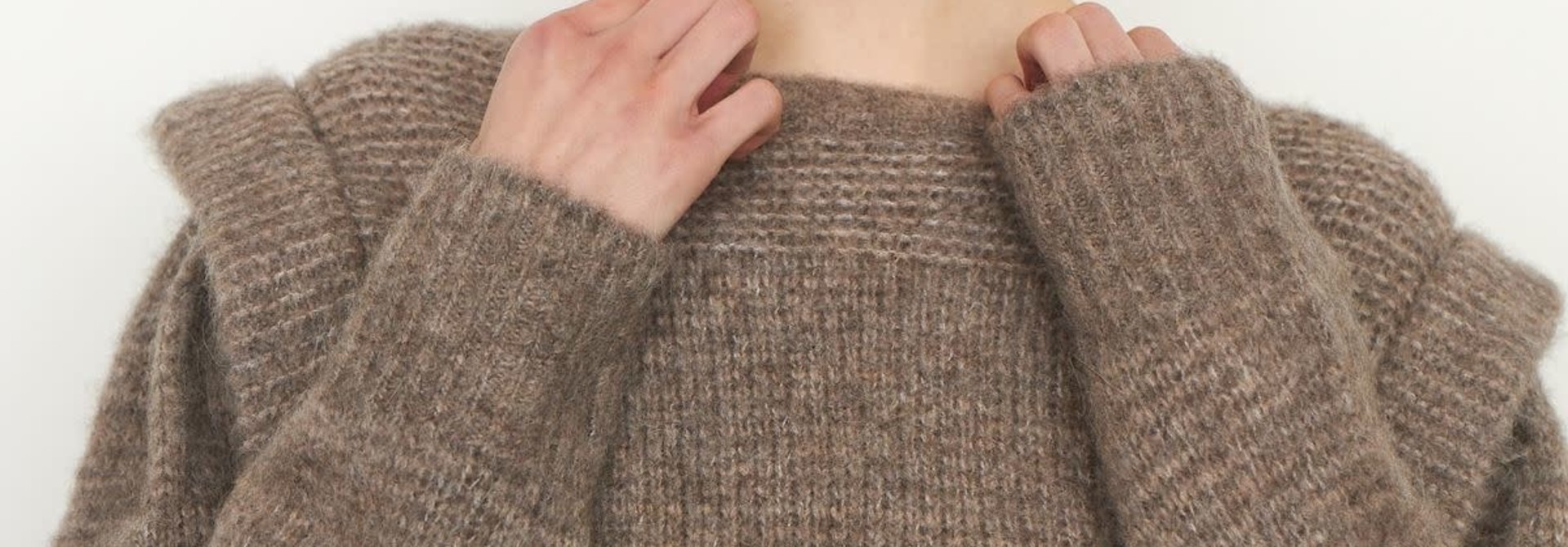 Abby Knit O-neck otter