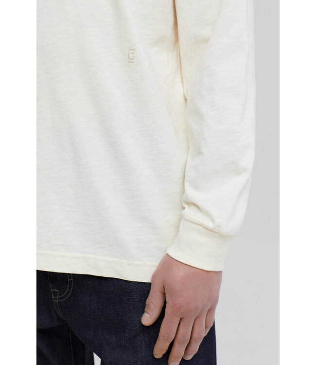 Closed Longsleeve ecru