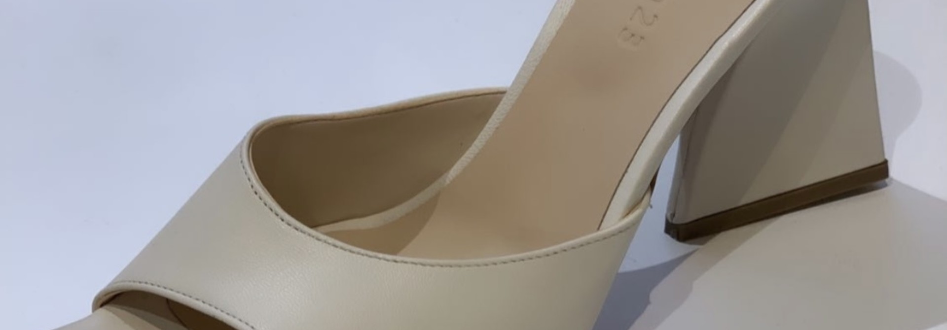 Hope sandal vanilla