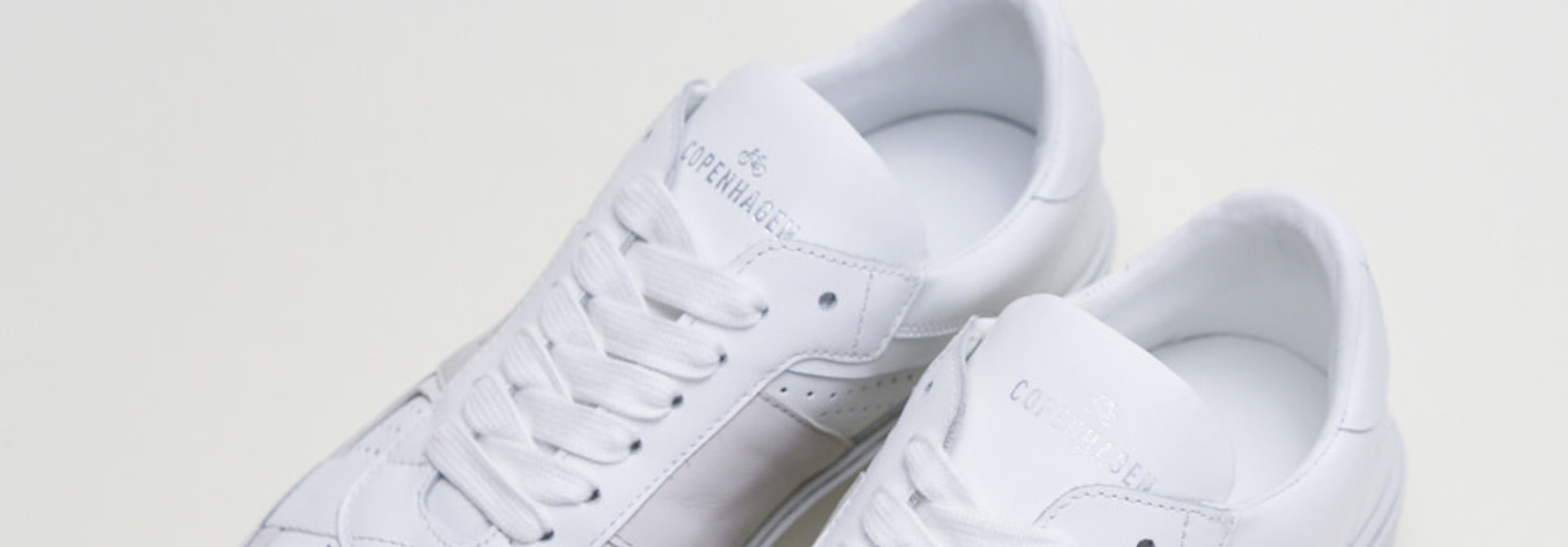 CPH688 vitello white