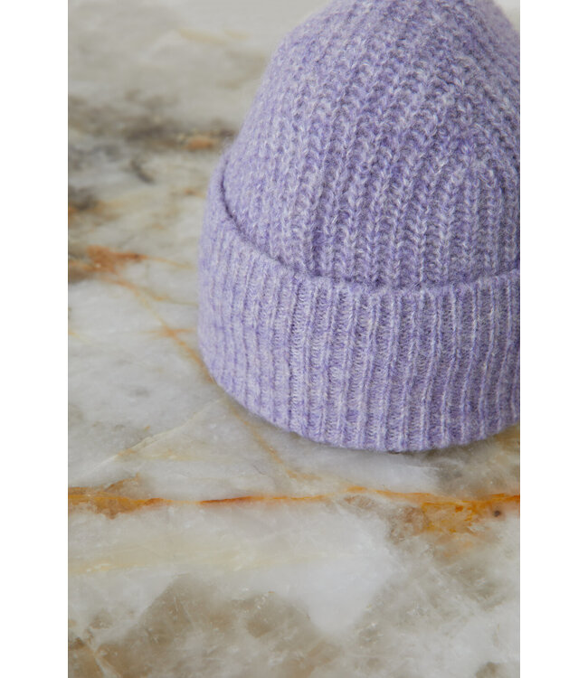 Closed Knitted hat