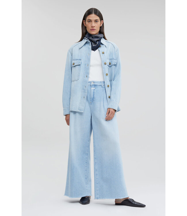 Closed Abigail LBL light blue