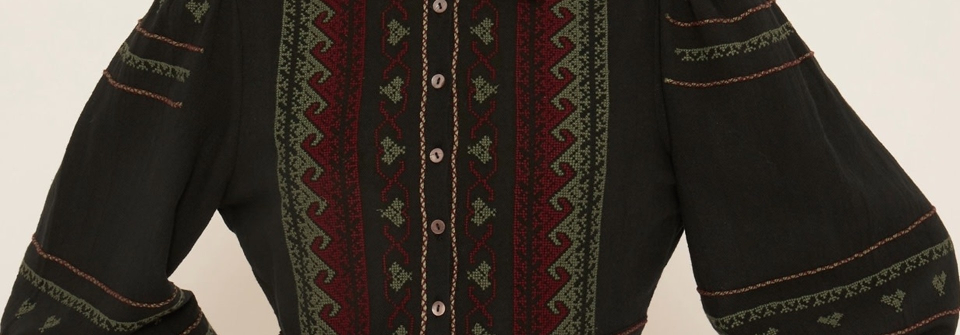 Lyna embroidered blouse black