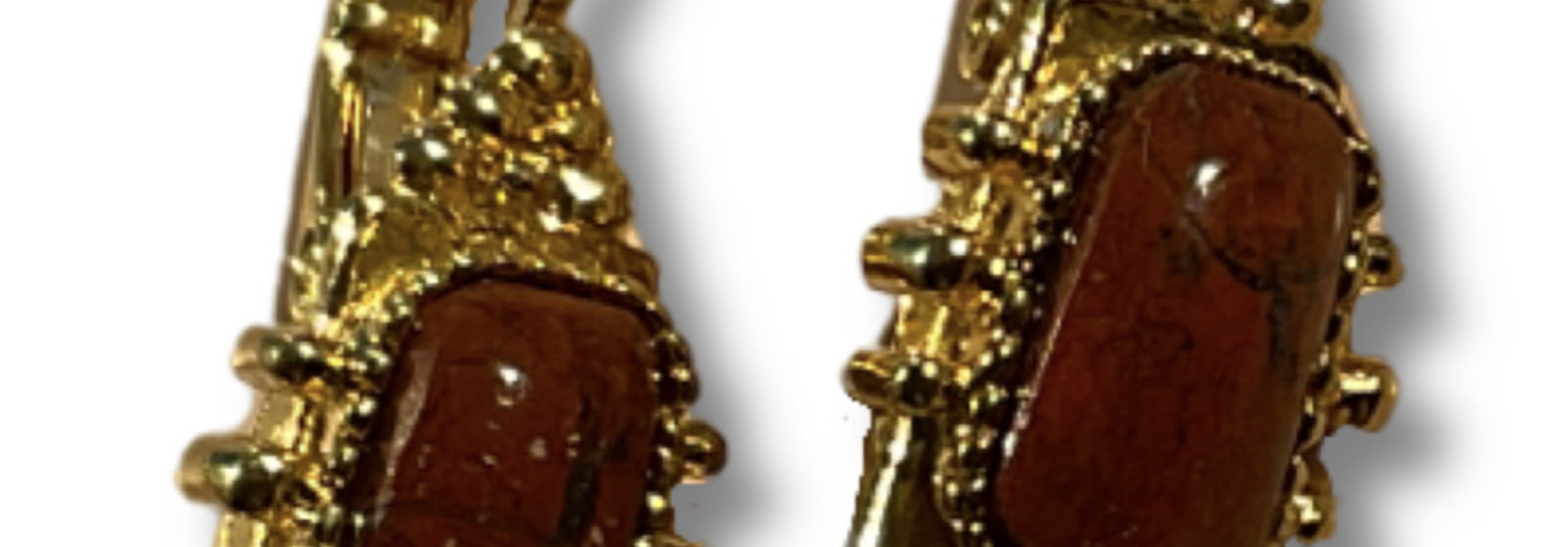 Serti earring talisman brown