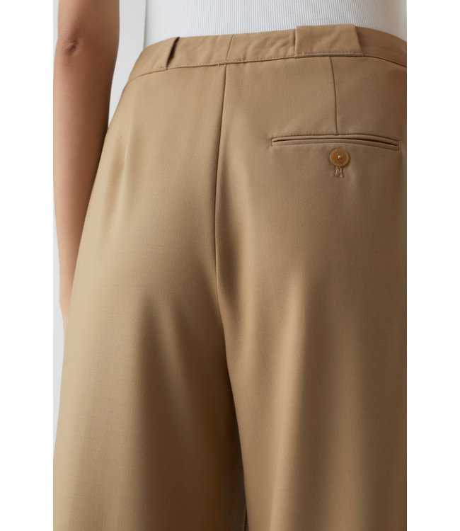 Closed Rylan brown marble