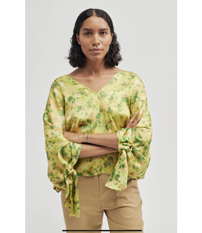 Second Female Crocus blouse  reseda