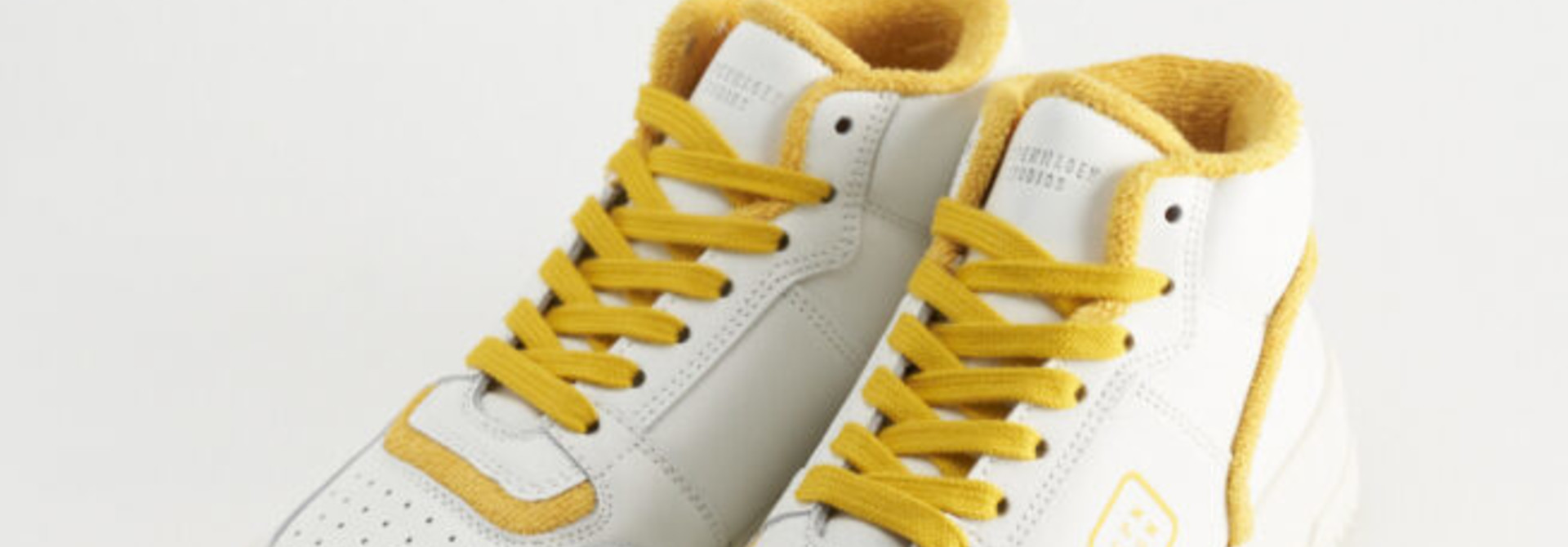 CPH196 vitello white yellow