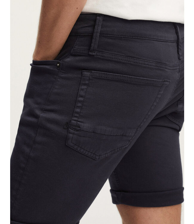 Denham Razor short BLFMC  garment dyed dark sapphire