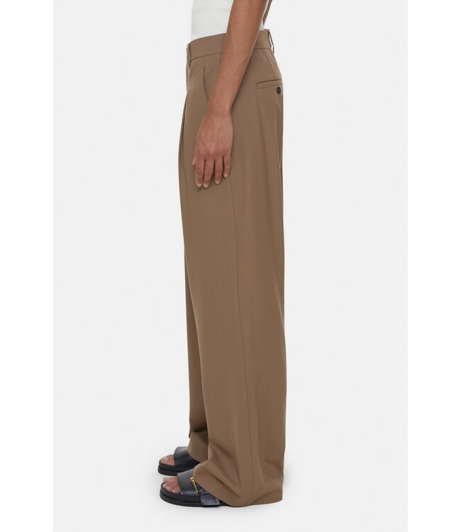 Closed Brooks pants brown sugar