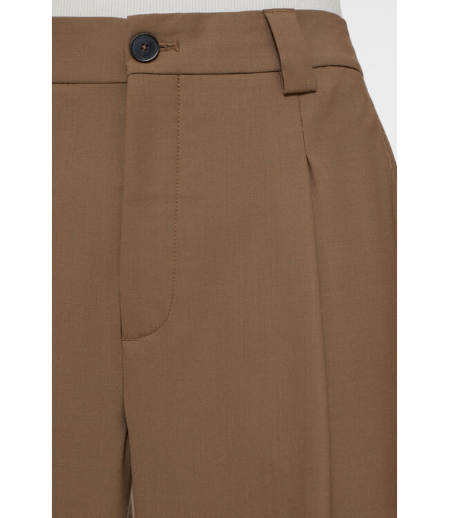 Closed Brooks pants brown sugar