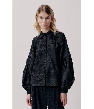 Evelyne Black Shirt
