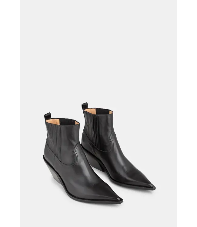 Ellison boot black