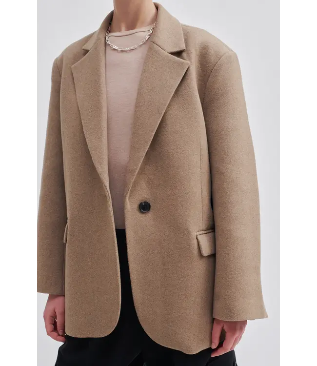 Second Female Esla blazer silver mink