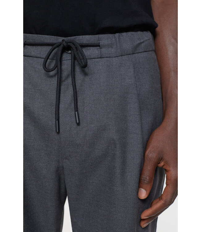 Closed Vigo tapered grey