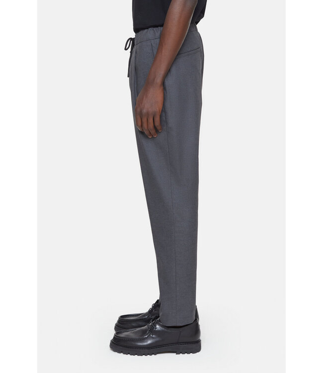 Closed Vigo tapered grey