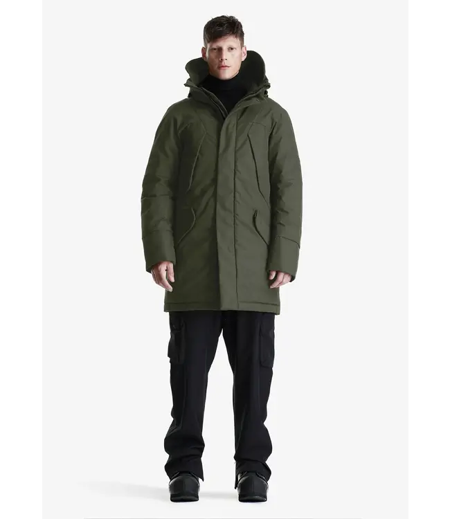 Krakatau QM411  MEN DARK GREEN