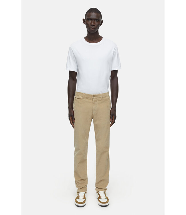 Closed Atelier tapered biscuit