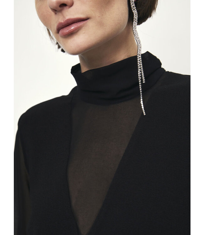 Dante 6 Copy of Samoa broderie top oyster cream