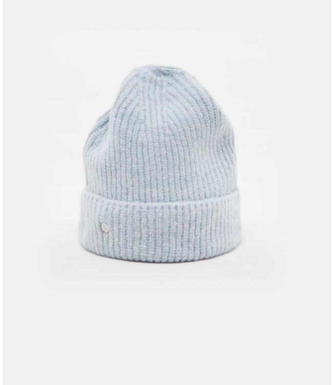 Closed knitted hat 541 blue water