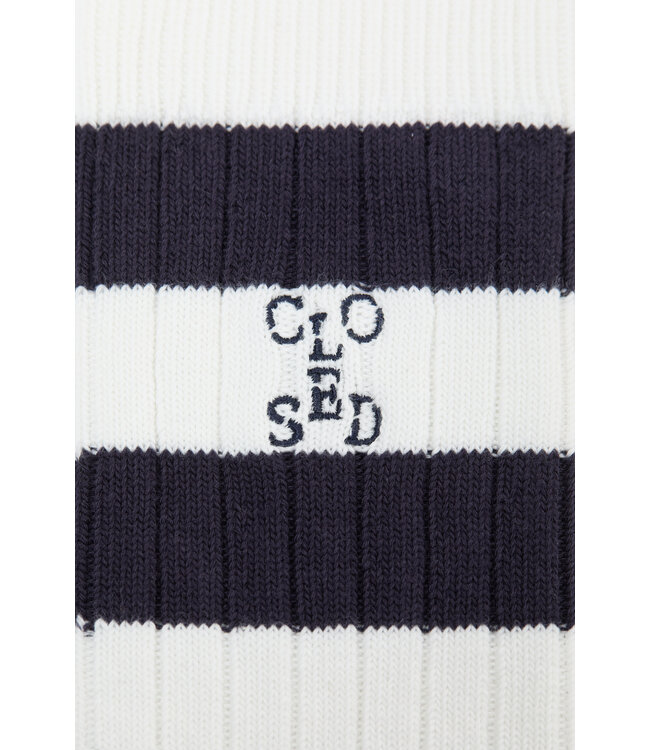 Closed socks navy white stripe