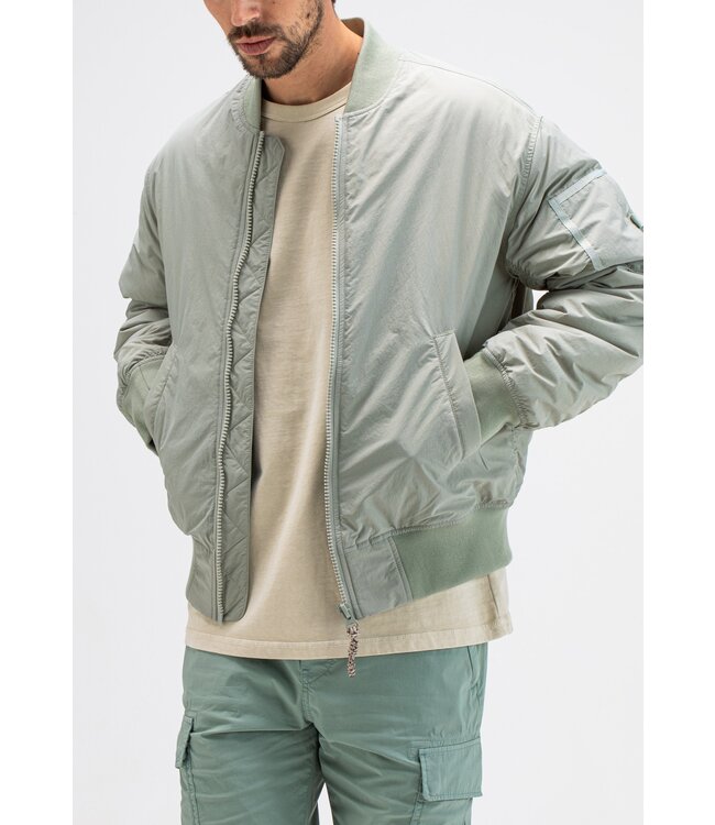 Butcher of Blue Colin Bomber delphi greeen