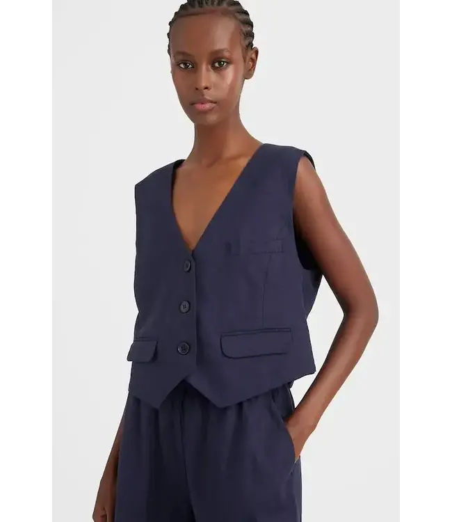 Gestuz Liza linnen waistcoat