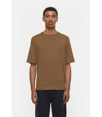 Closed crew neck teak wood short sleeve