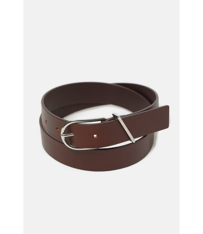 Closed Belt Leather Brazilian Nut