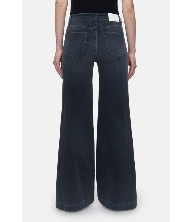 Closed Glow-up DGY dark Grey