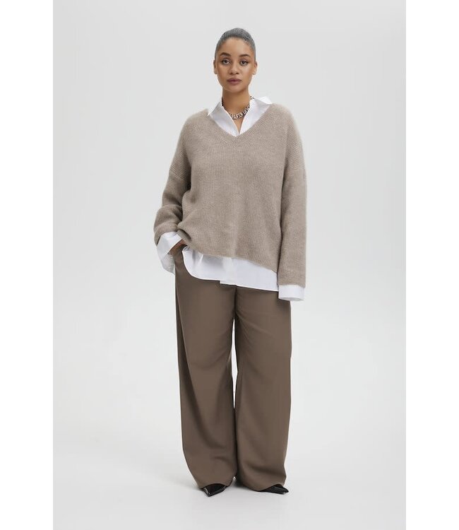 Gestuz Alpha V-neck pullover Warm sand melange