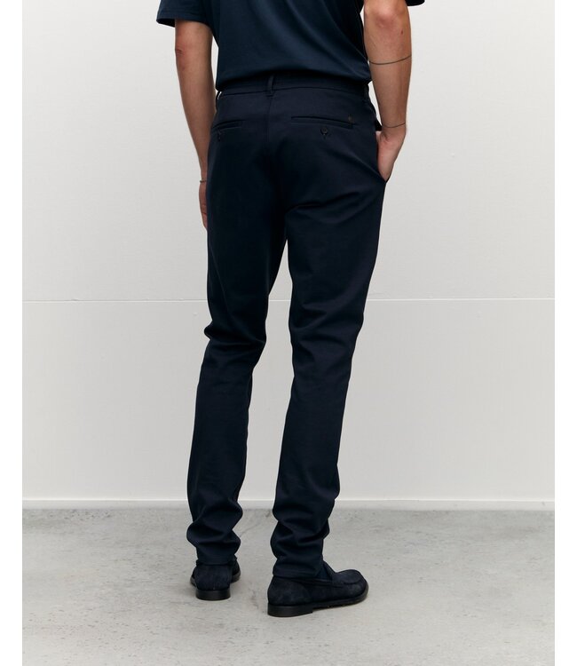 The GoodPeople Bruno slim fit trouser Navy