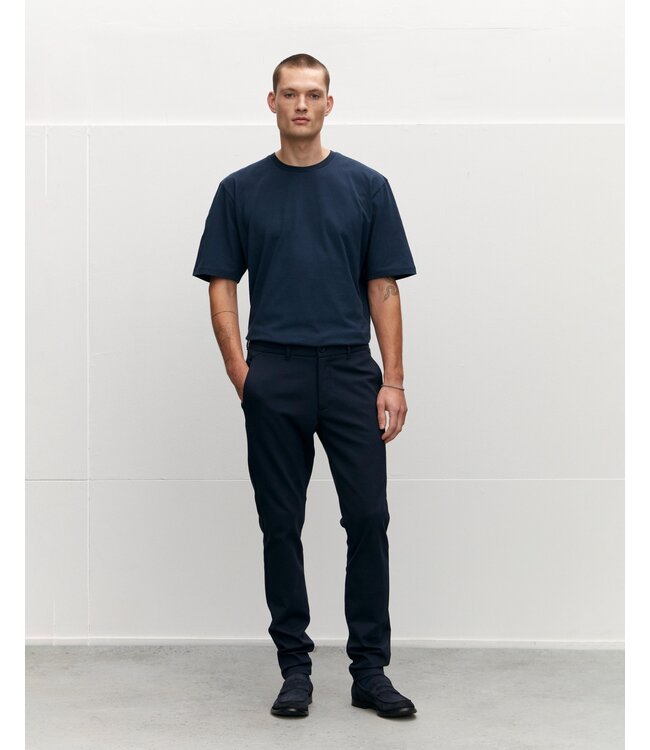 The GoodPeople Bruno slim fit trouser Navy