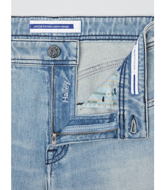 Hailey Relaxed waist & Leg