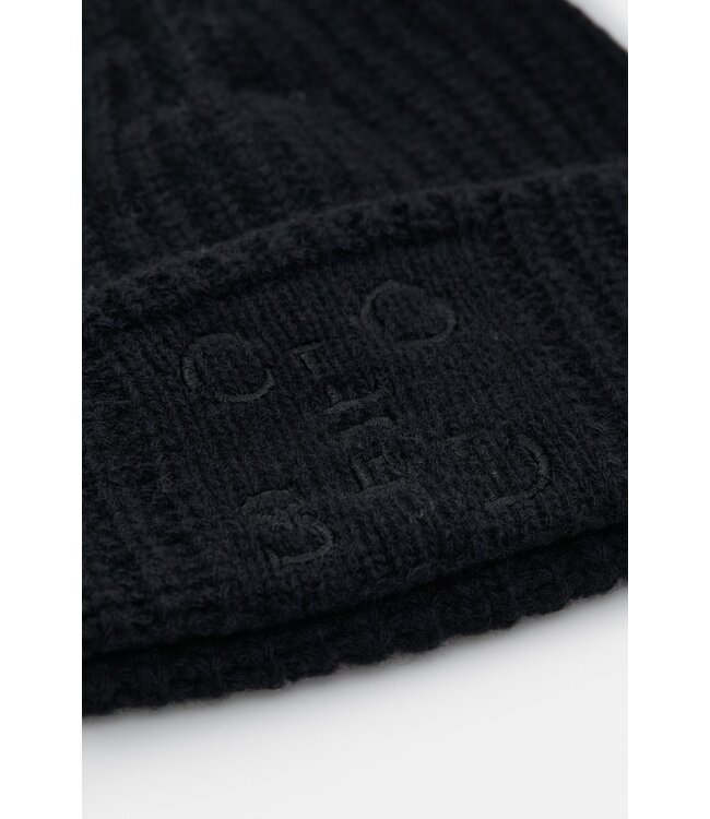 Closed Copy of Knitted Hat Logo Clover Green O/S