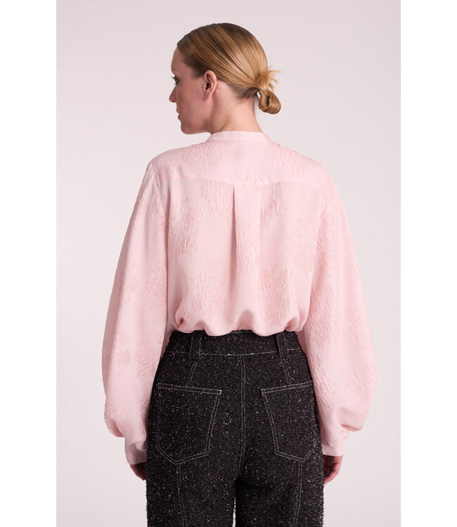 Nila Shiny Jacquard 50 rose