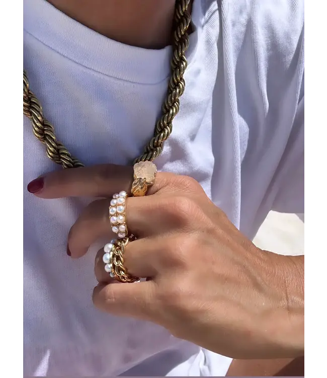 Mimi et Toi Emmanuel Ring Gold