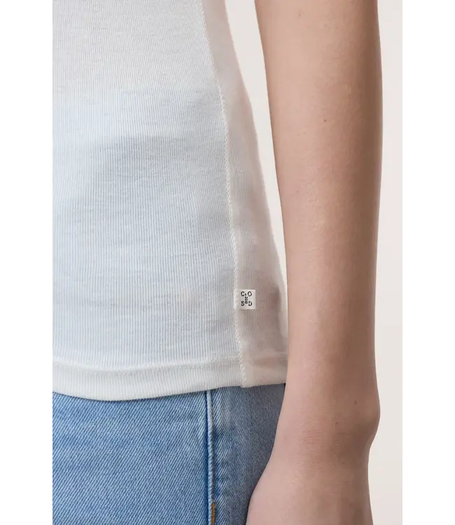 Closed Crewneck Shortsleeve Ivory