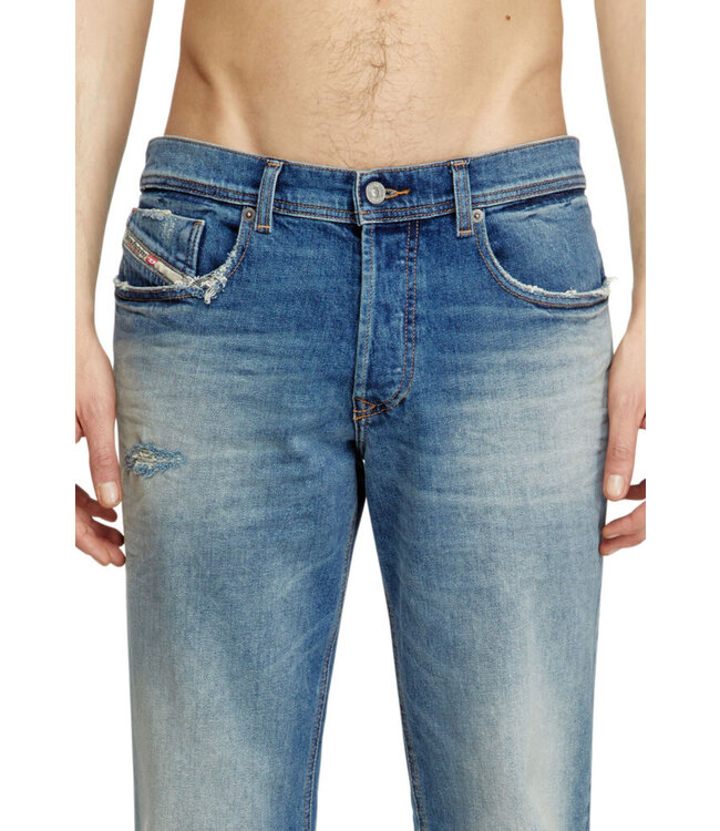 Diesel 2023 D-Finitive 0BMBY