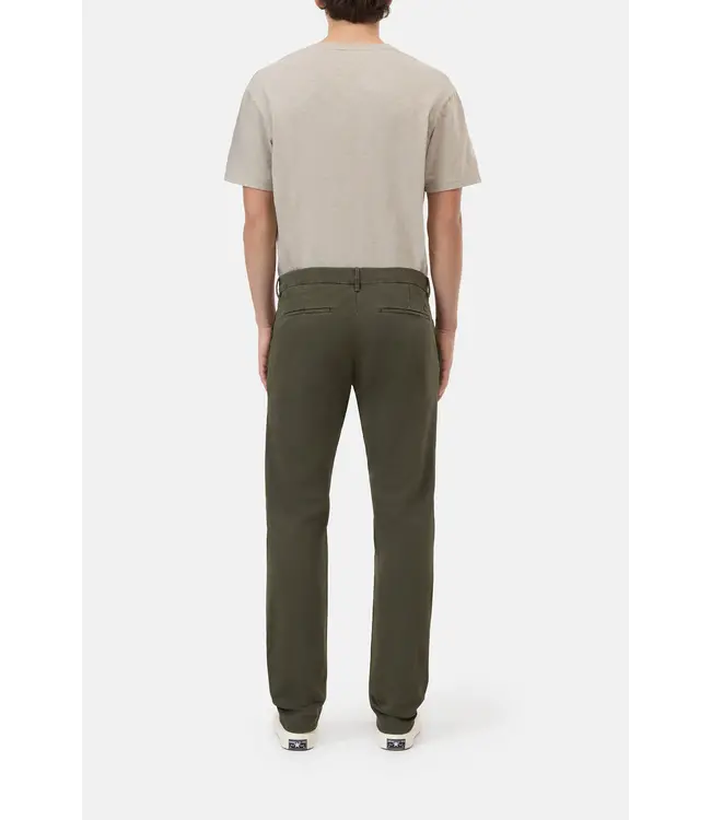 Closed Clifton True 681 Forest Green