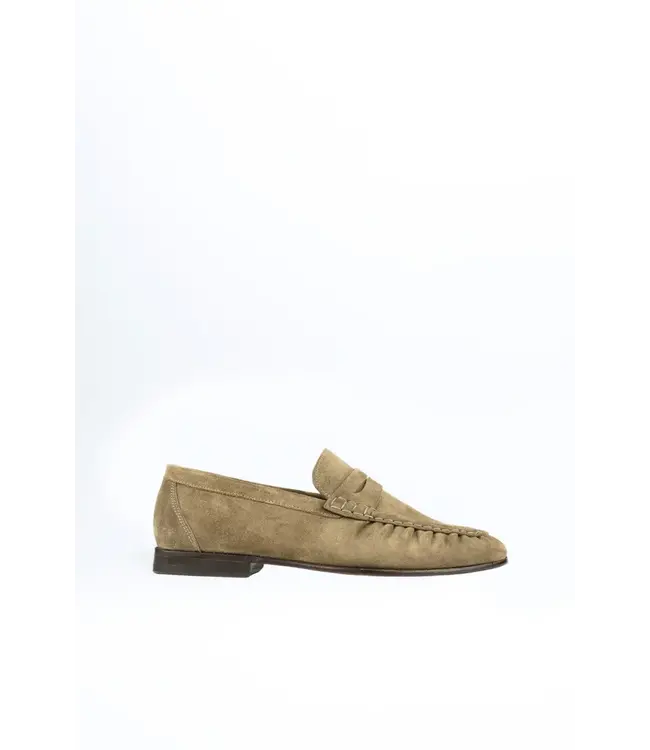 Posa Penny Loafer Wrinkle Suede Drizzle