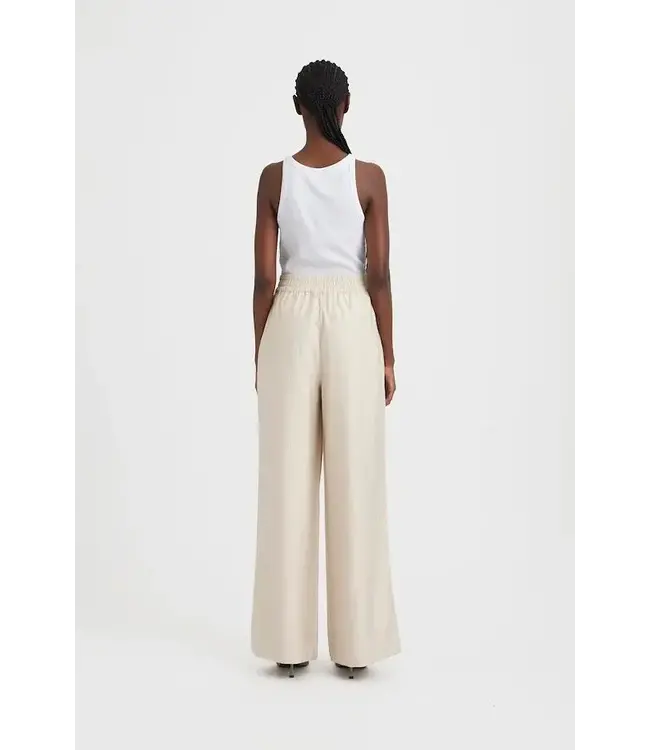 Gestuz Drew sl logo tanktop white