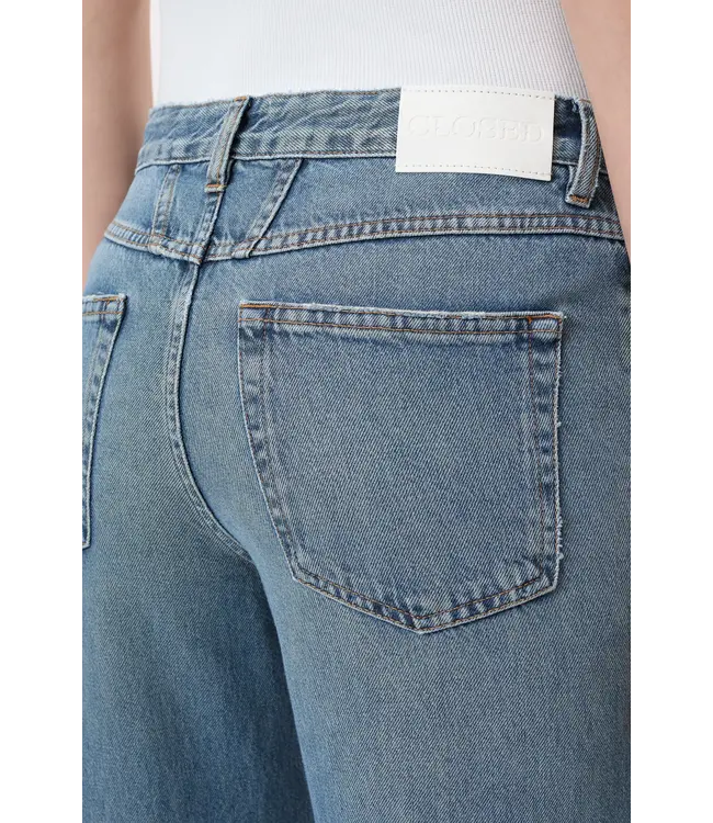 Closed Gillan MBL Mid Blue