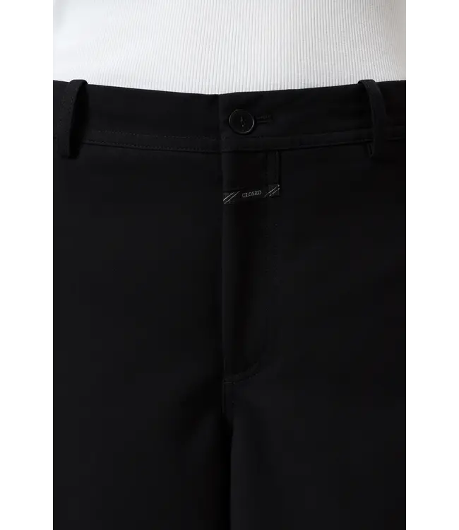 Closed Wrenna 35p-22 black