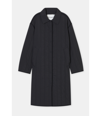 Closed Quilted Coat Black