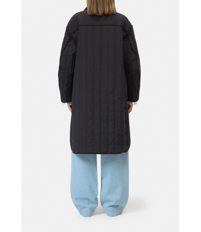 Closed Quilted Coat Black