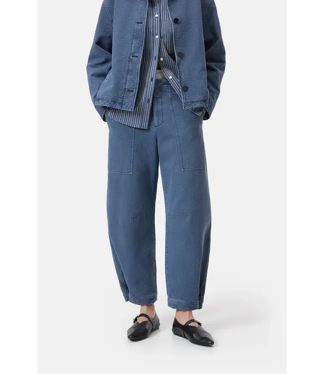 Closed Rhannon 537 Eclipse Blue